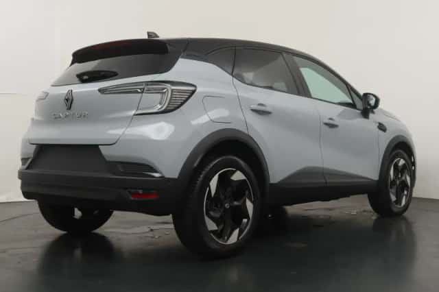 Renault Captur (2026) thumbnail 5