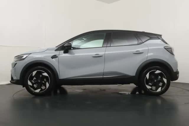 Renault Captur (2026) thumbnail 2