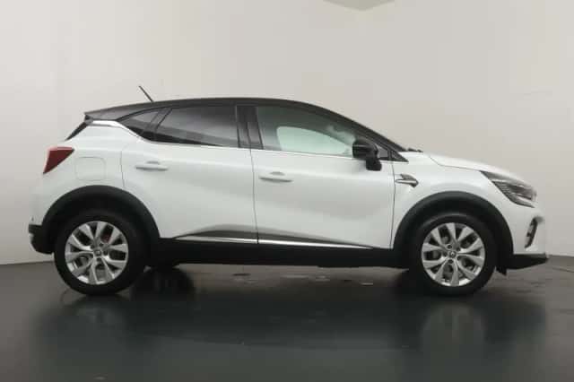Renault Captur (2021) thumbnail 6