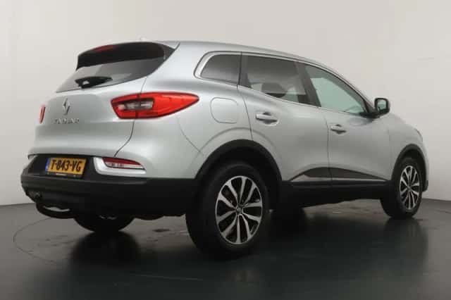 Renault Kadjar (2022) thumbnail 5