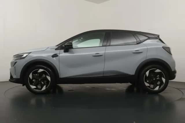 Renault Captur (2025) thumbnail 2