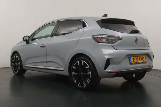 Renault Clio (2024) thumbnail 3