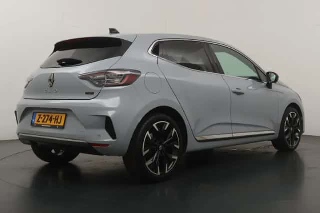 Renault Clio (2024) thumbnail 5