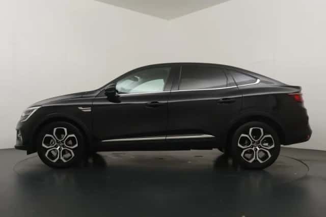 Renault Arkana (2021) thumbnail 2
