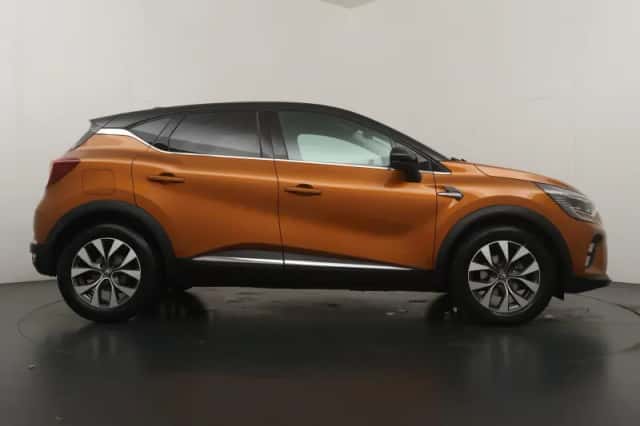 Renault Captur (2021) thumbnail 6