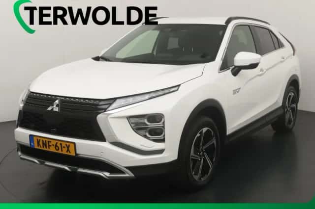 Mitsubishi Eclipse Cross (2024) thumbnail 1