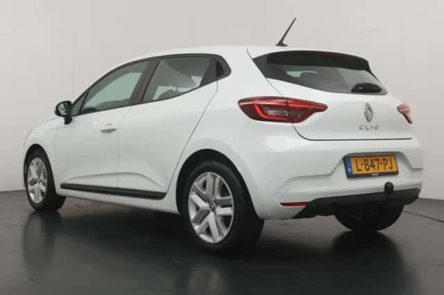Renault Clio (2021) thumbnail 3
