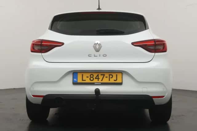 Renault Clio (2021) thumbnail 4