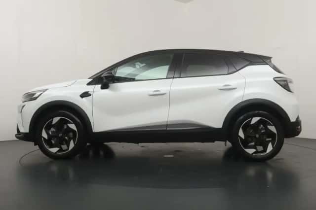 Renault Captur (2025) thumbnail 2