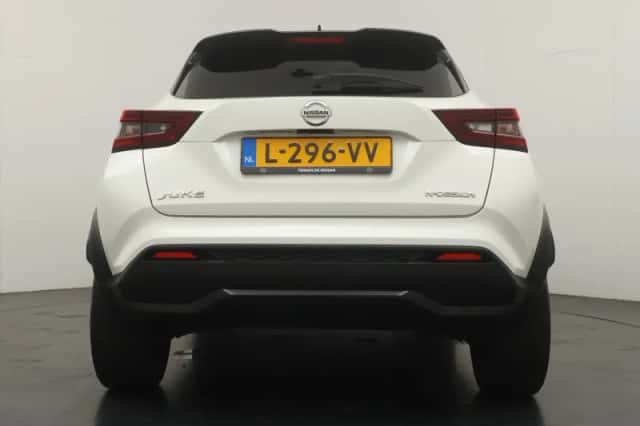 Nissan Juke (2021) thumbnail 4