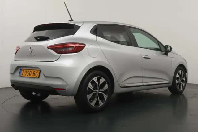 Renault Clio (2024) thumbnail 5