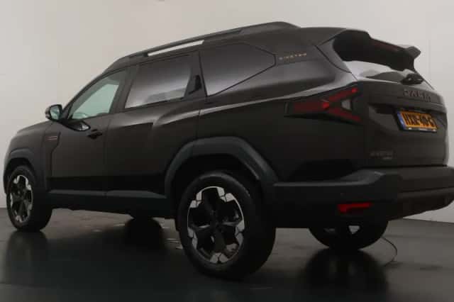 Dacia Bigster (2025) thumbnail 3