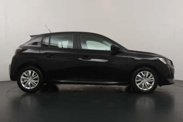 Peugeot 208 (2023) thumbnail 6