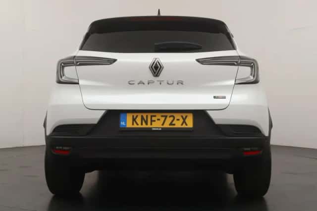 Renault Captur (2026) thumbnail 4