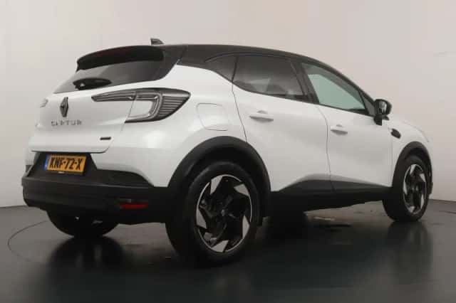 Renault Captur (2026) thumbnail 5