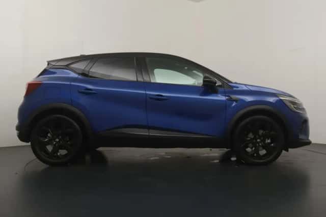 Renault Captur (2023) thumbnail 6