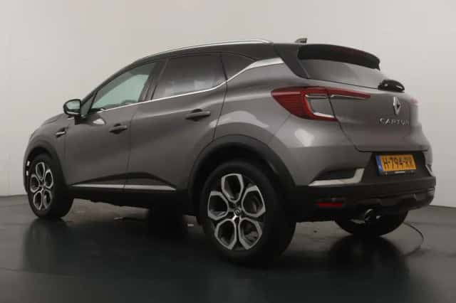 Renault Captur (2020) thumbnail 3