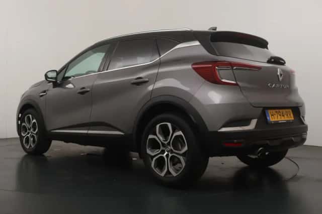 Renault Captur (2020) thumbnail 3