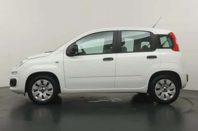 Fiat Panda (2017) thumbnail 2