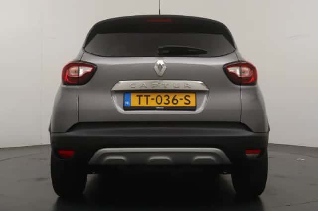 Renault Captur (2018) thumbnail 4