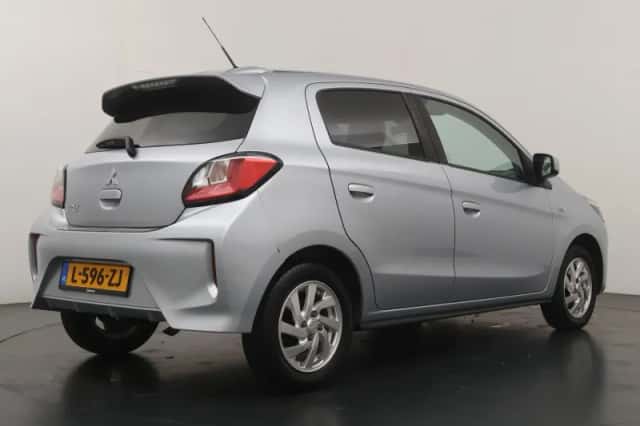 Mitsubishi Space Star (2021) thumbnail 5