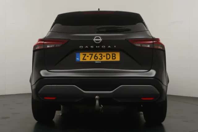 Nissan Qashqai (2023) thumbnail 4