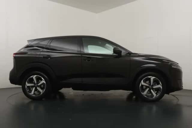 Nissan Qashqai (2023) thumbnail 6