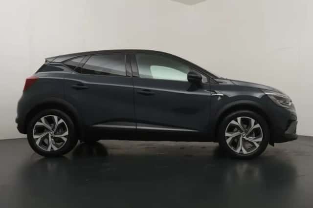 Renault Captur (2023) thumbnail 6