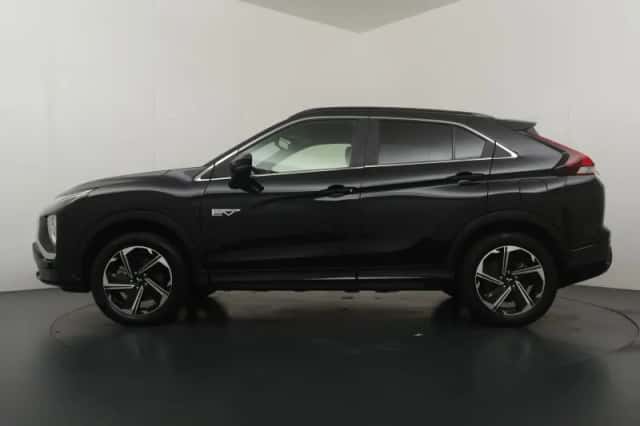 Mitsubishi Eclipse Cross (2023) thumbnail 2