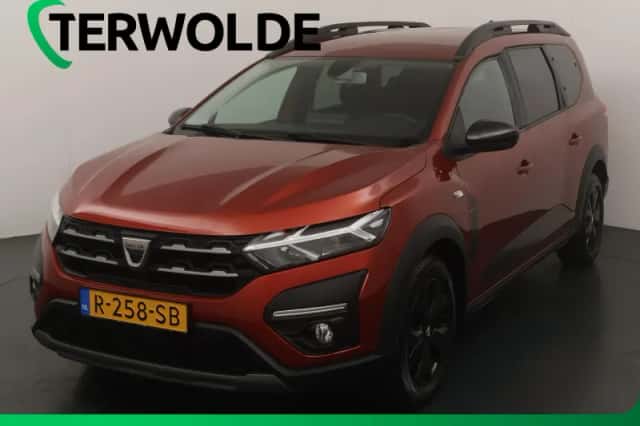 Dacia Jogger (2022) thumbnail 1