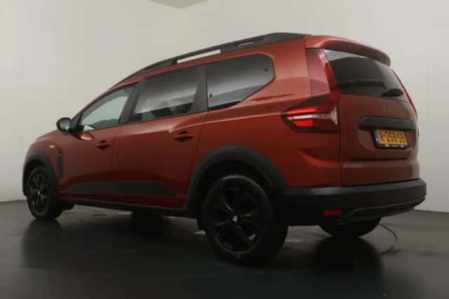Dacia Jogger (2022) thumbnail 3