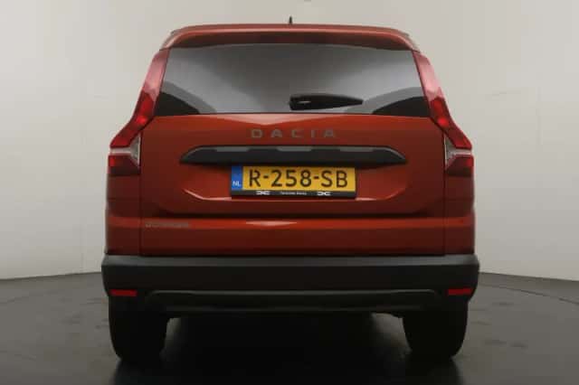 Dacia Jogger (2022) thumbnail 4