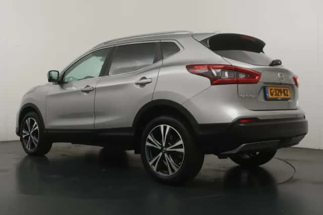 Nissan Qashqai (2019) thumbnail 3
