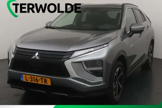 Mitsubishi Eclipse Cross (2021) thumbnail 1