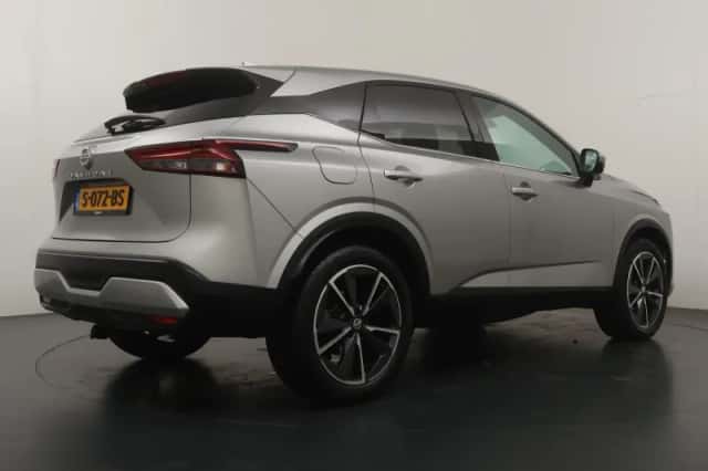 Nissan Qashqai (2022) thumbnail 5