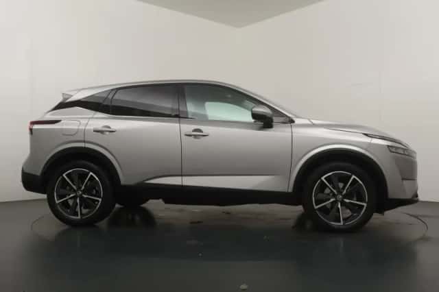 Nissan Qashqai (2022) thumbnail 6