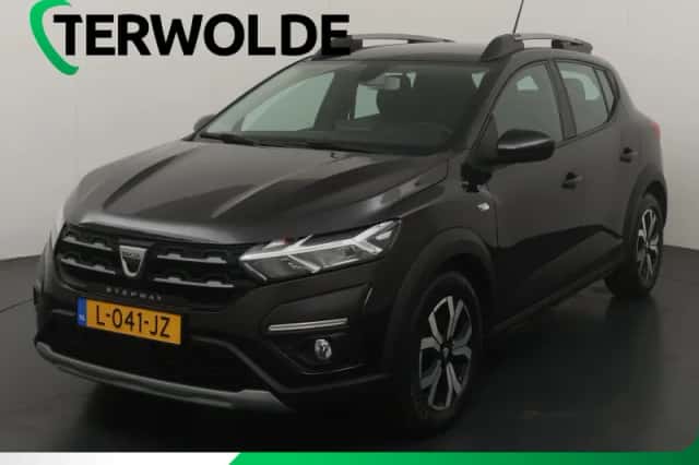 Dacia Sandero Stepway (2021) thumbnail 1