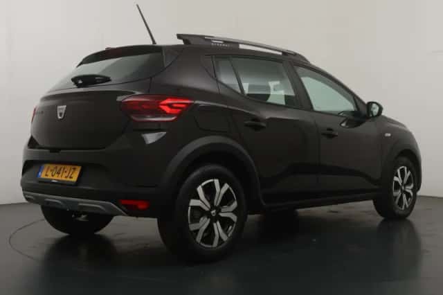 Dacia Sandero Stepway (2021) thumbnail 5