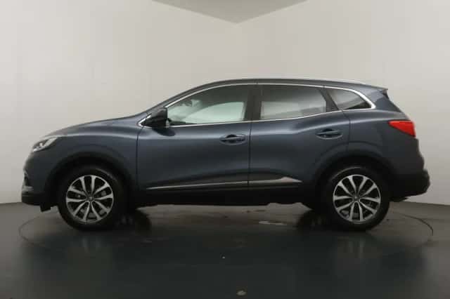 Renault Kadjar (2022) thumbnail 2