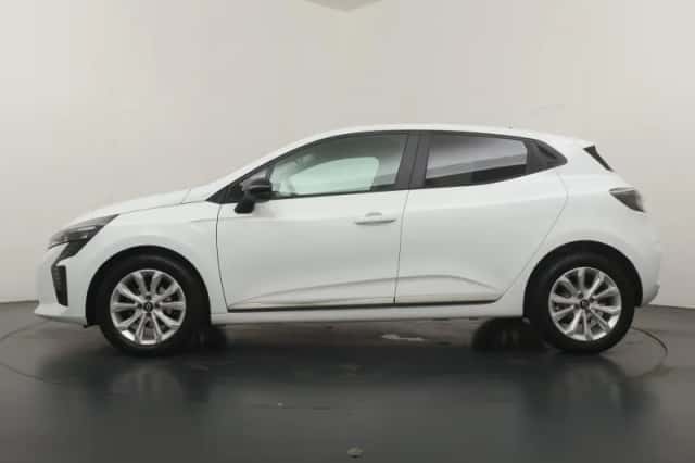 Renault Clio (2024) thumbnail 2