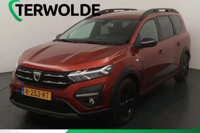 Dacia Jogger (2022) thumbnail 1