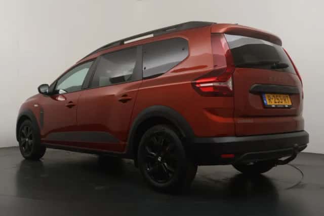 Dacia Jogger (2022) thumbnail 3