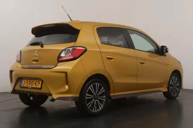 Mitsubishi Space Star (2020) thumbnail 5