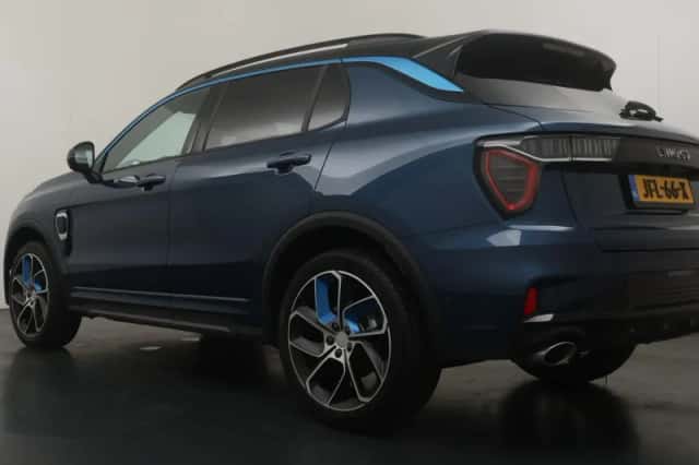 Lynk & Co 01 (2025) thumbnail 3