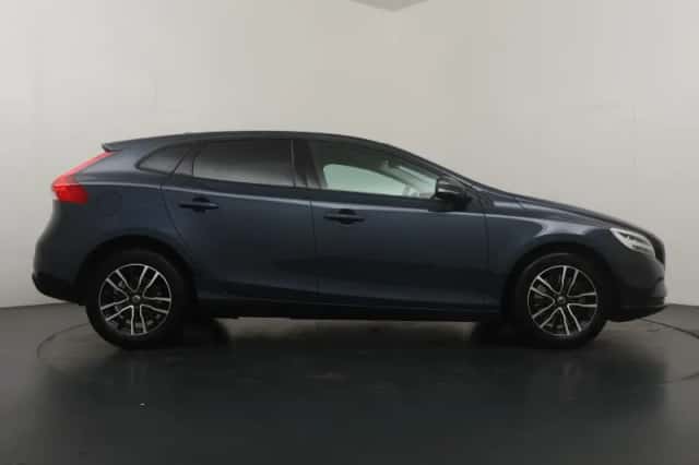 Volvo V40 (2019) thumbnail 6