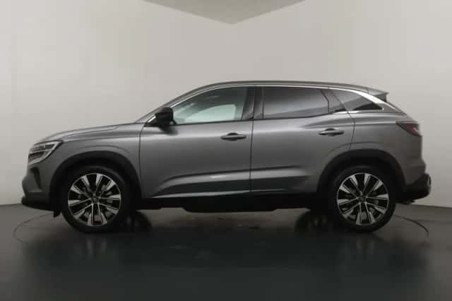 Renault Austral (2023) thumbnail 2