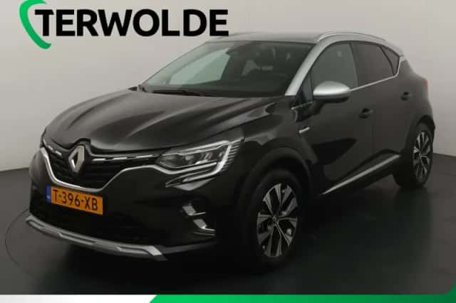 Renault Captur (2023) thumbnail 1