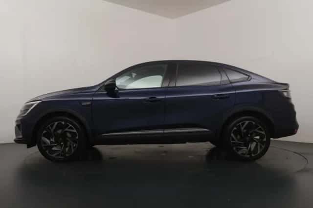 Renault Arkana (2024) thumbnail 2