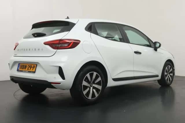 Mitsubishi Colt (2025) thumbnail 5