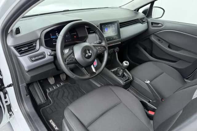 Mitsubishi Colt (2025) thumbnail 9